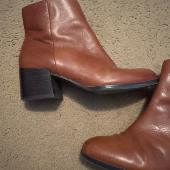 Sam Edelman Joey Bootie - Picture 3 of 10